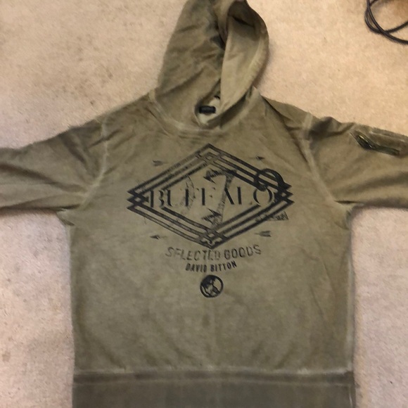 GQ Buffalo David Bitton hoodie large-$50 - Picture 1 of 5
